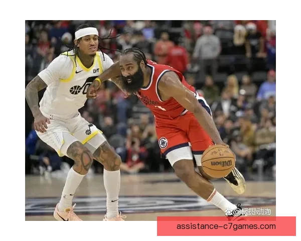 NBA季后赛激战正酣，明星球员表现亮眼，联盟未来格局悄然变化