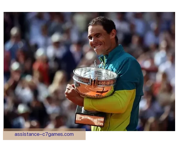 网球赛事激烈进行 经典对决频现 新星崭露头角挑战老将荣誉